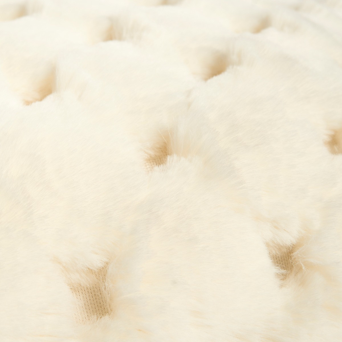 OHS Jumbo Waffle Fur Cushion Cover, White - 45 x 45cm>