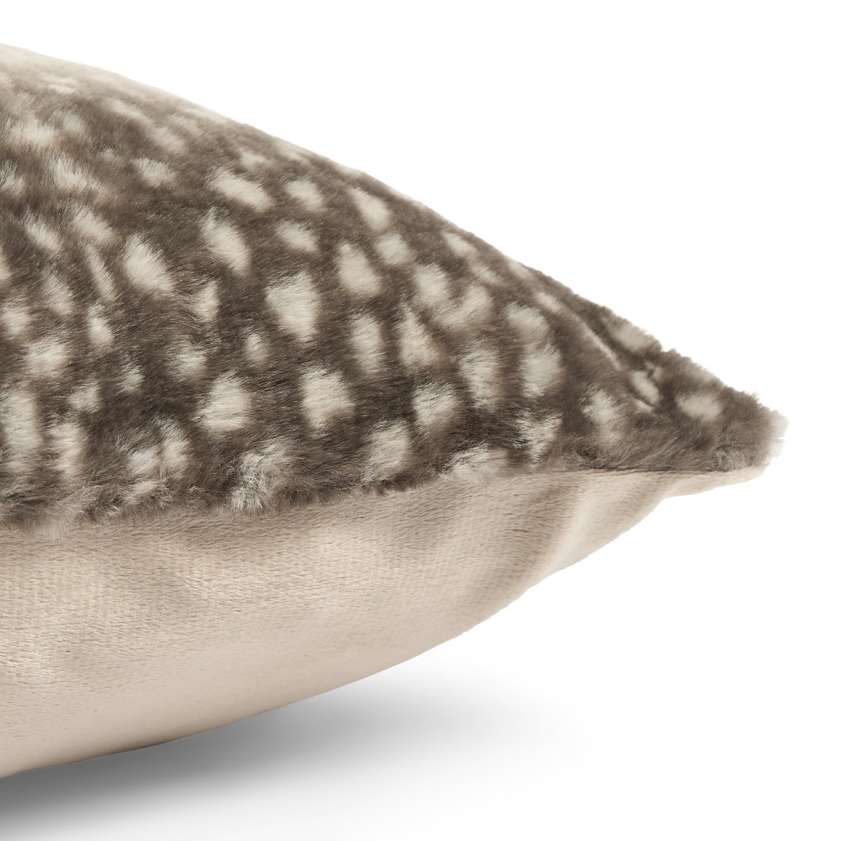 OHS Fawn Faux Fur Cushion Covers - Mink/White>