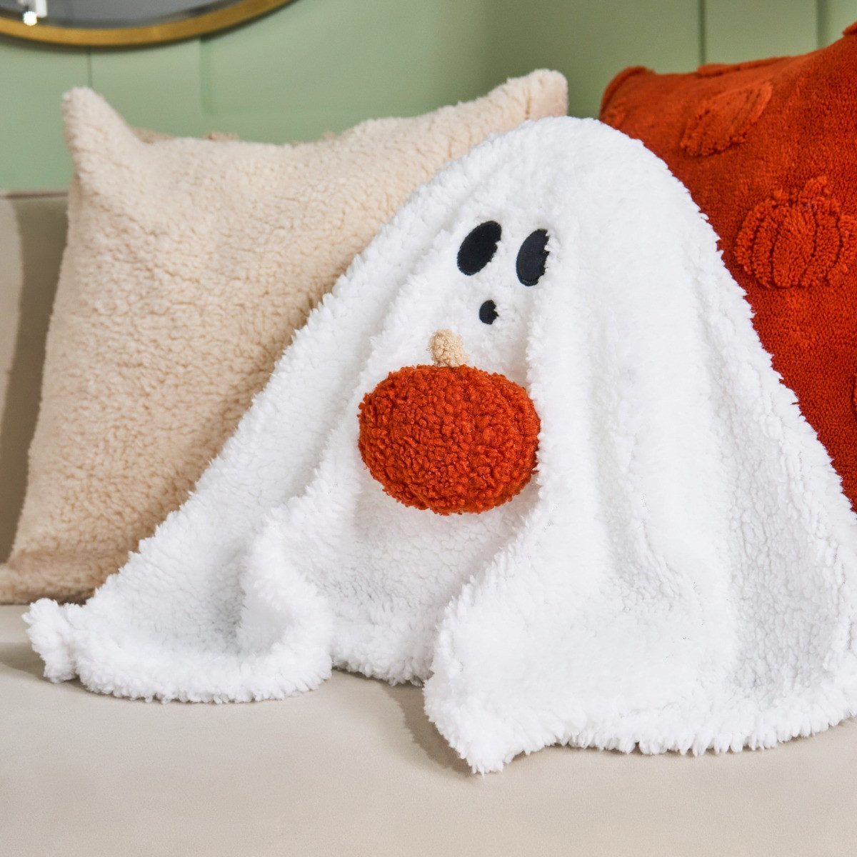 OHS Gilbert The Ghost Cushion - Cream>