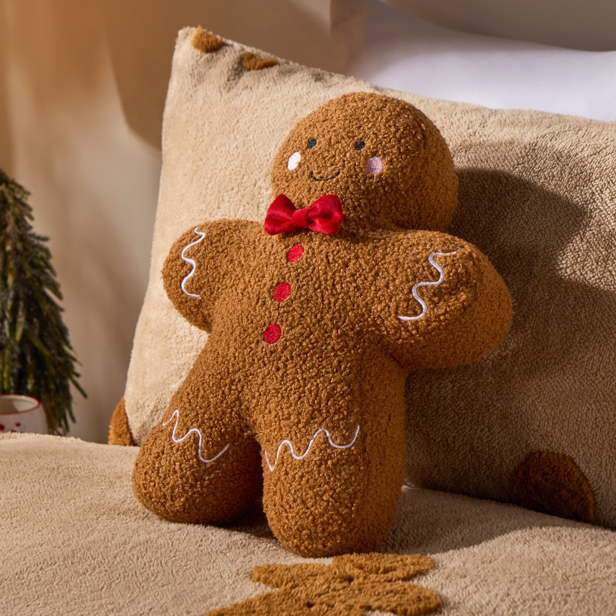 OHS Nutmeg the Gingerbread Boy Cushion - Brown>