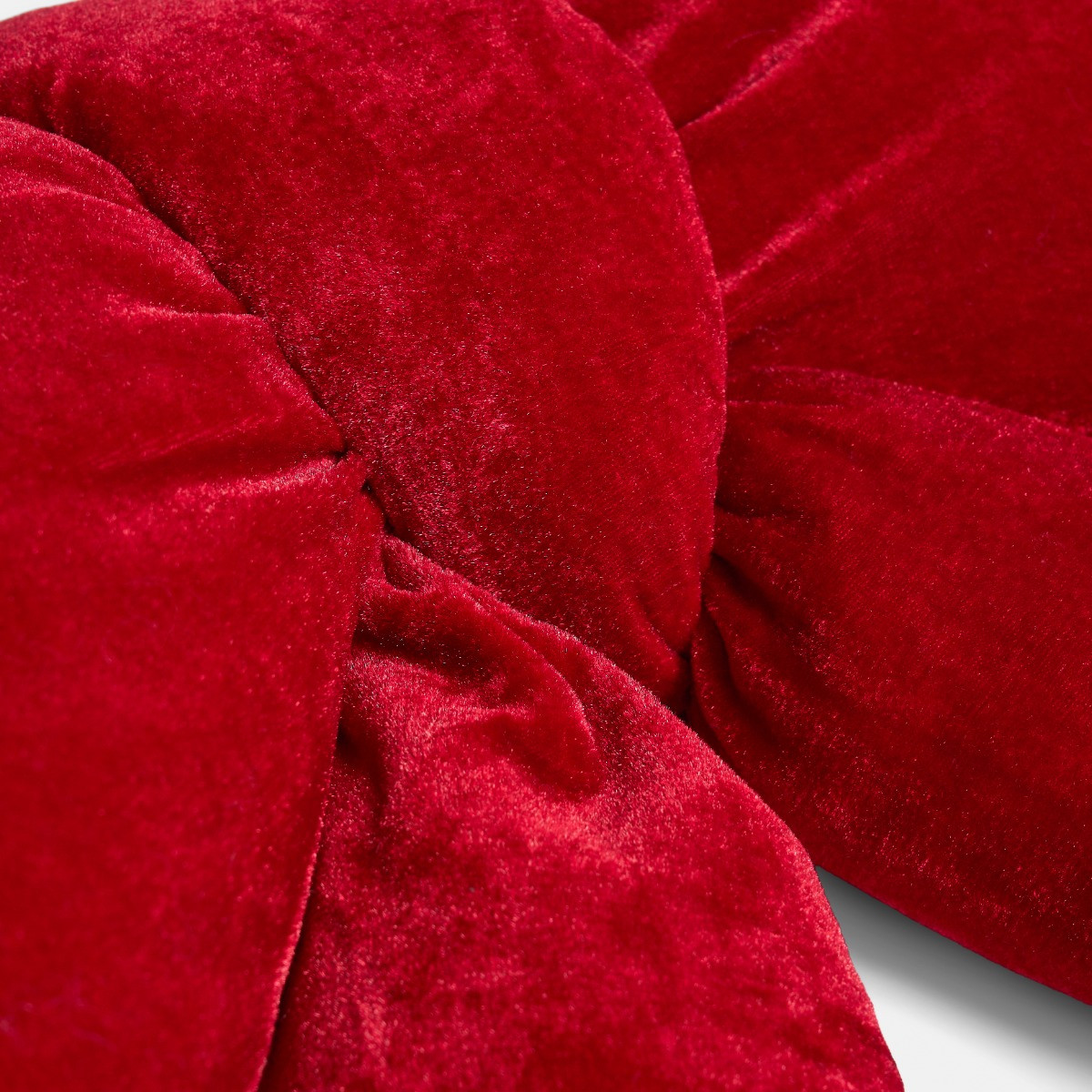 OHS Velvet Bow Shaped Cushion - Red>