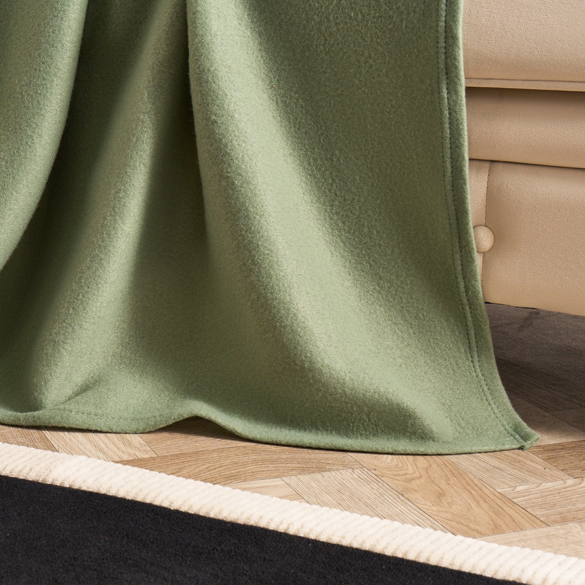 OHS Plain Fleece Throw, Evergreen - 125 x 150cm>