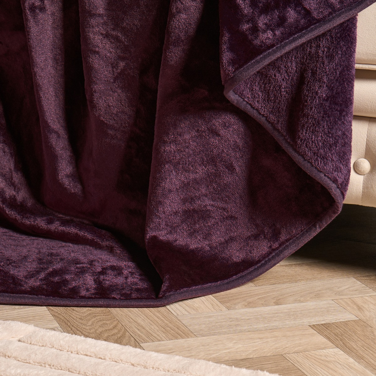 OHS Faux Fur Mink Throw - Burgundy>