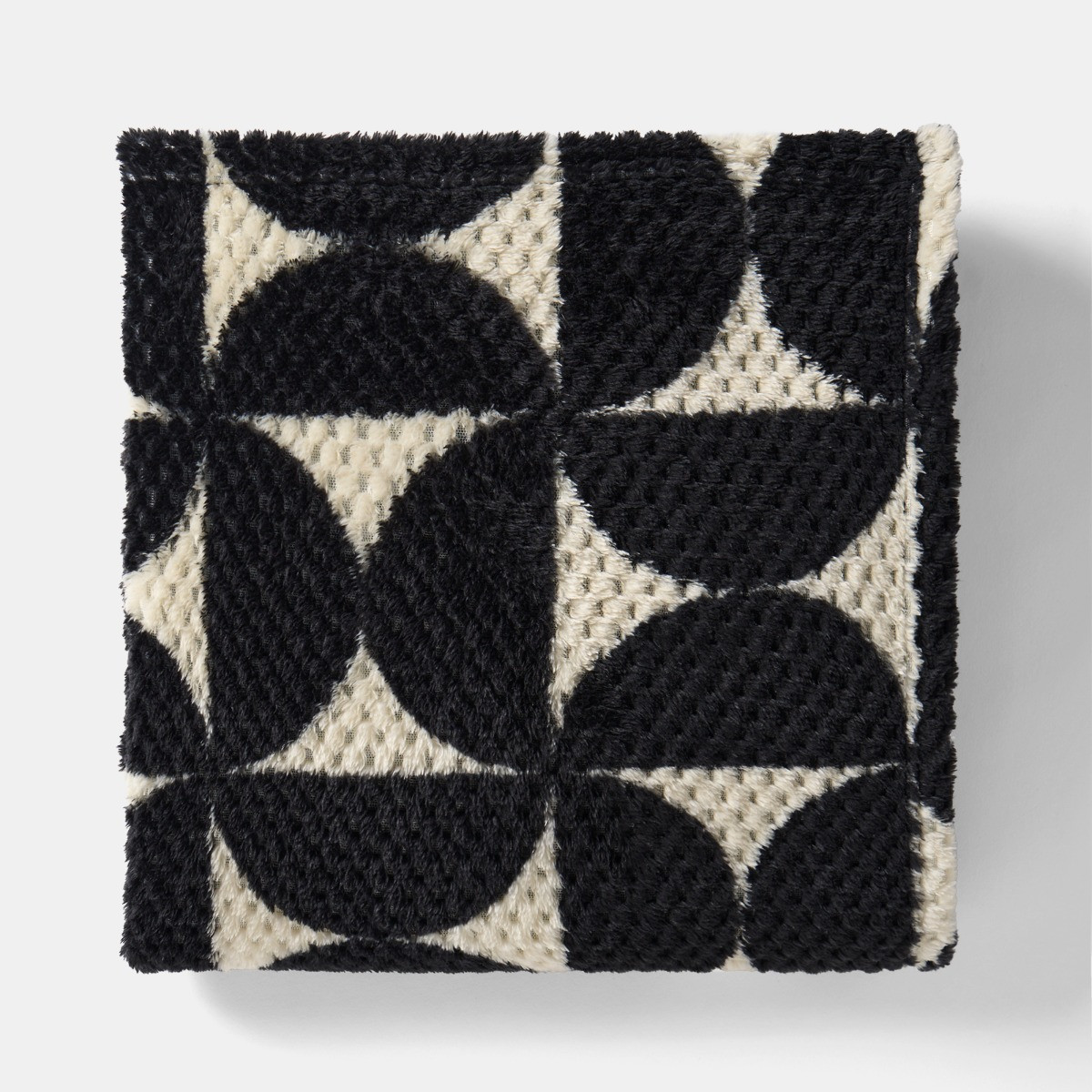 OHS Half-Circle Waffle Fleece Throw - Monochrome>