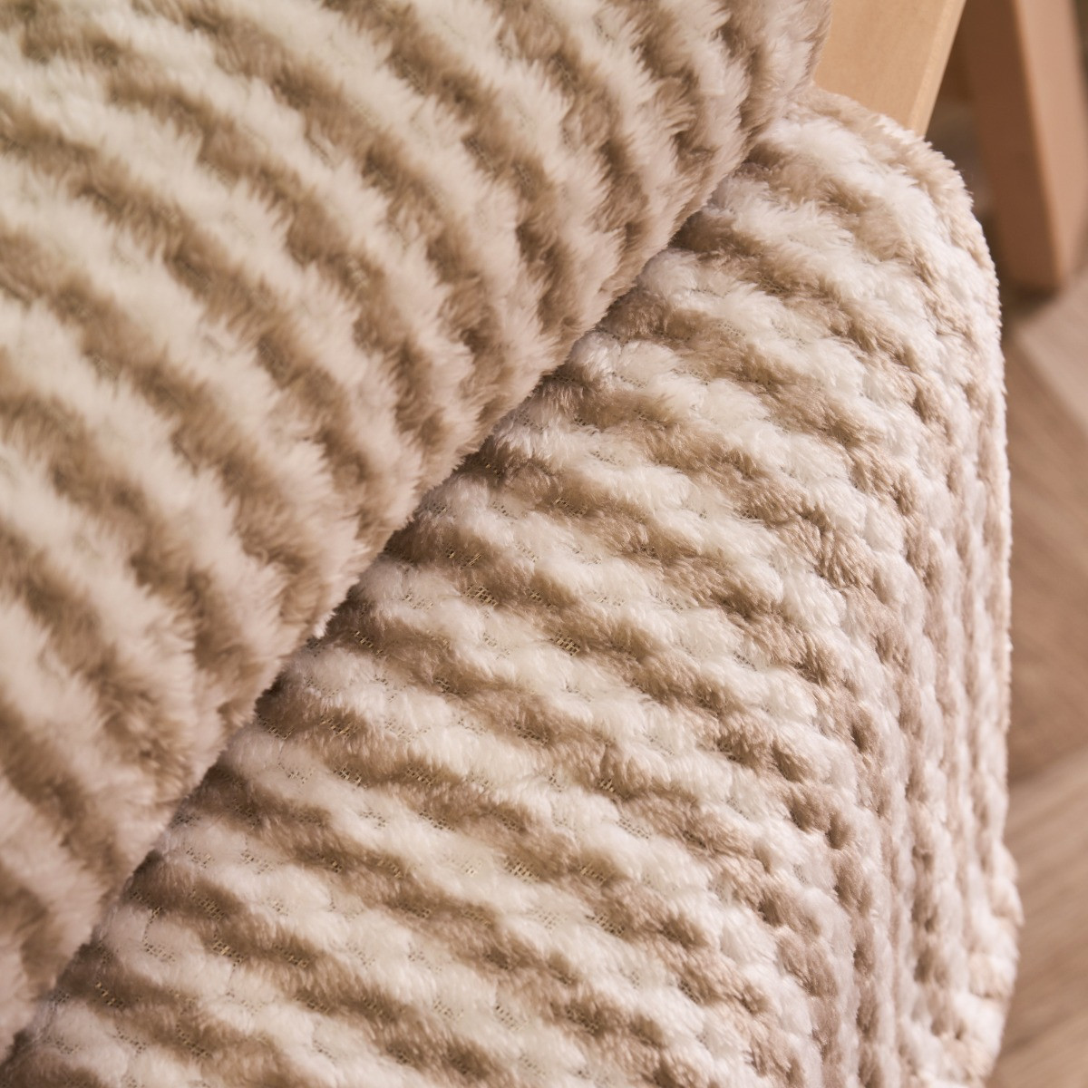 OHS Printed Waffle Fleece Throw - Mink Stripe>