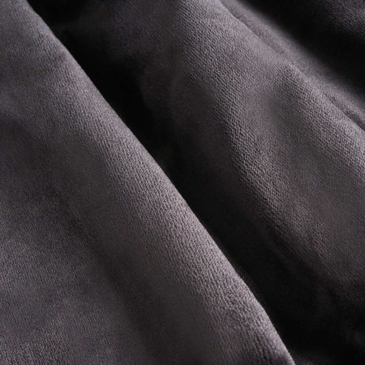 OHS Ultra Soft Tassel Throw - Black>