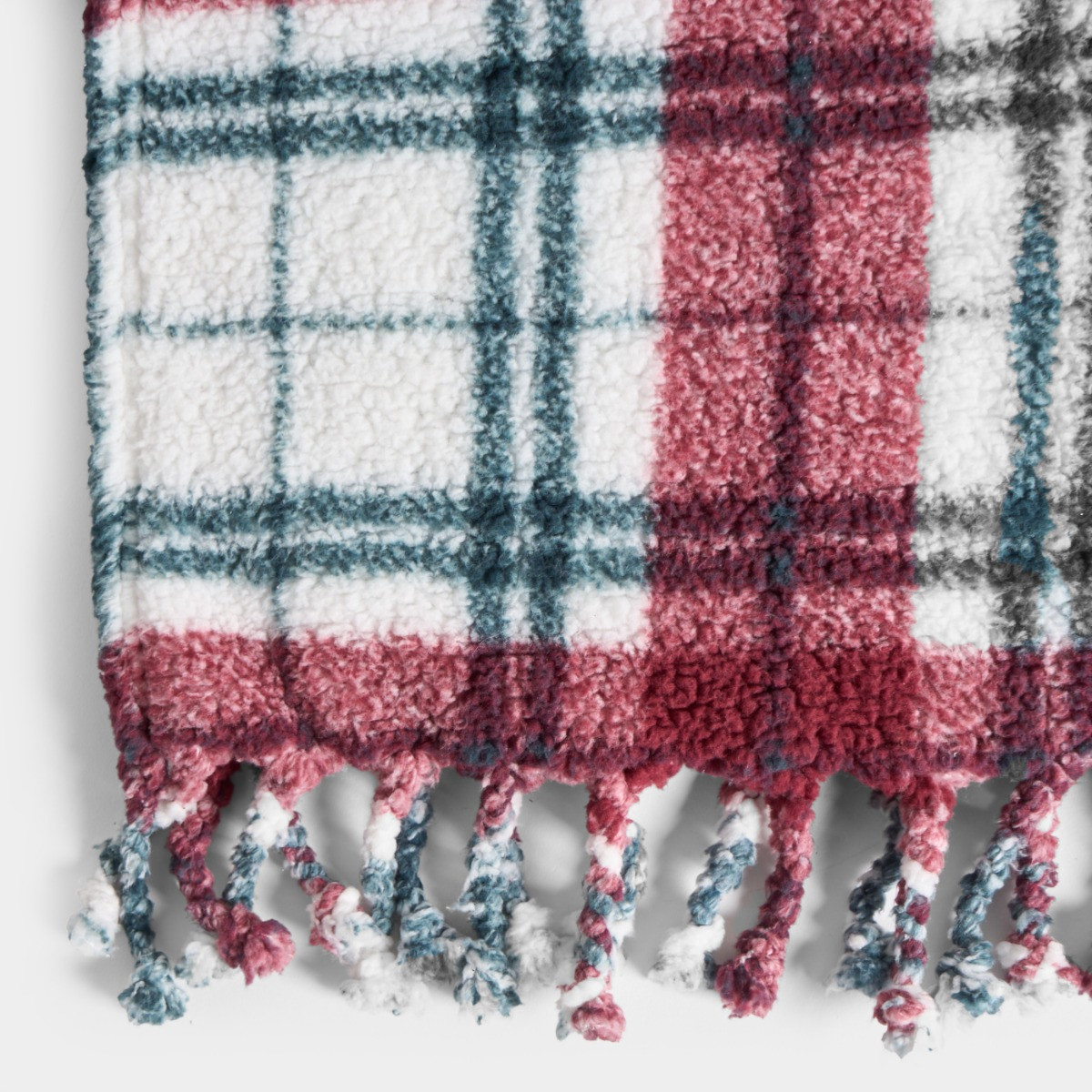 OHS Check Tassel Sherpa Throw - Red/Green>