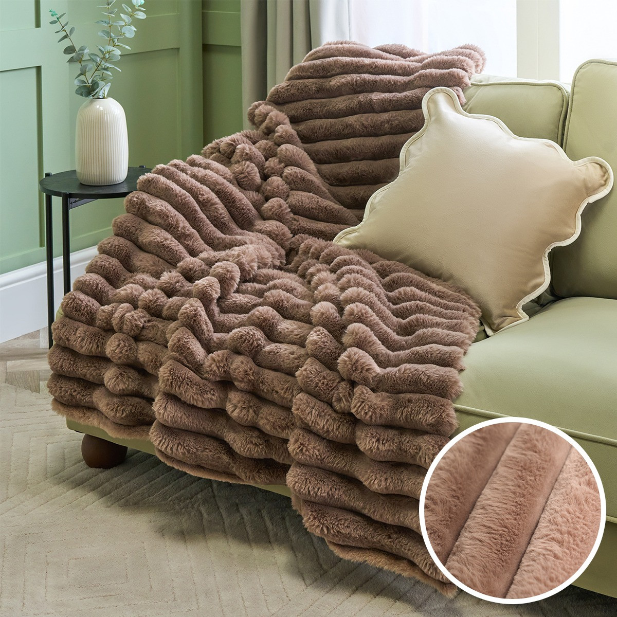OHS Jumbo Faux Fur Ribbed Throw - Mink>