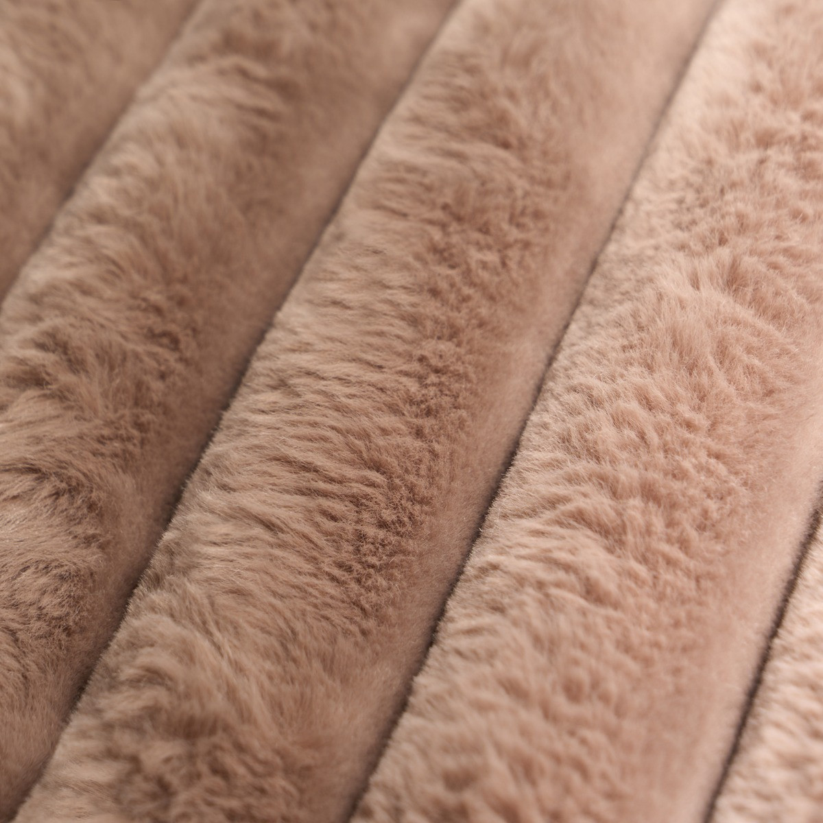 OHS Jumbo Faux Fur Ribbed Throw - Mink>