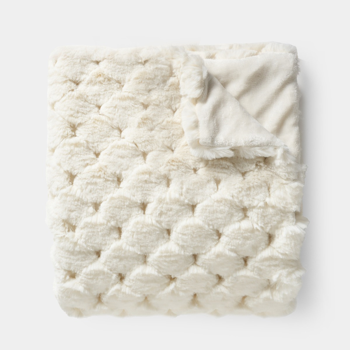 OHS Jumbo Waffle Fur Throw - White>
