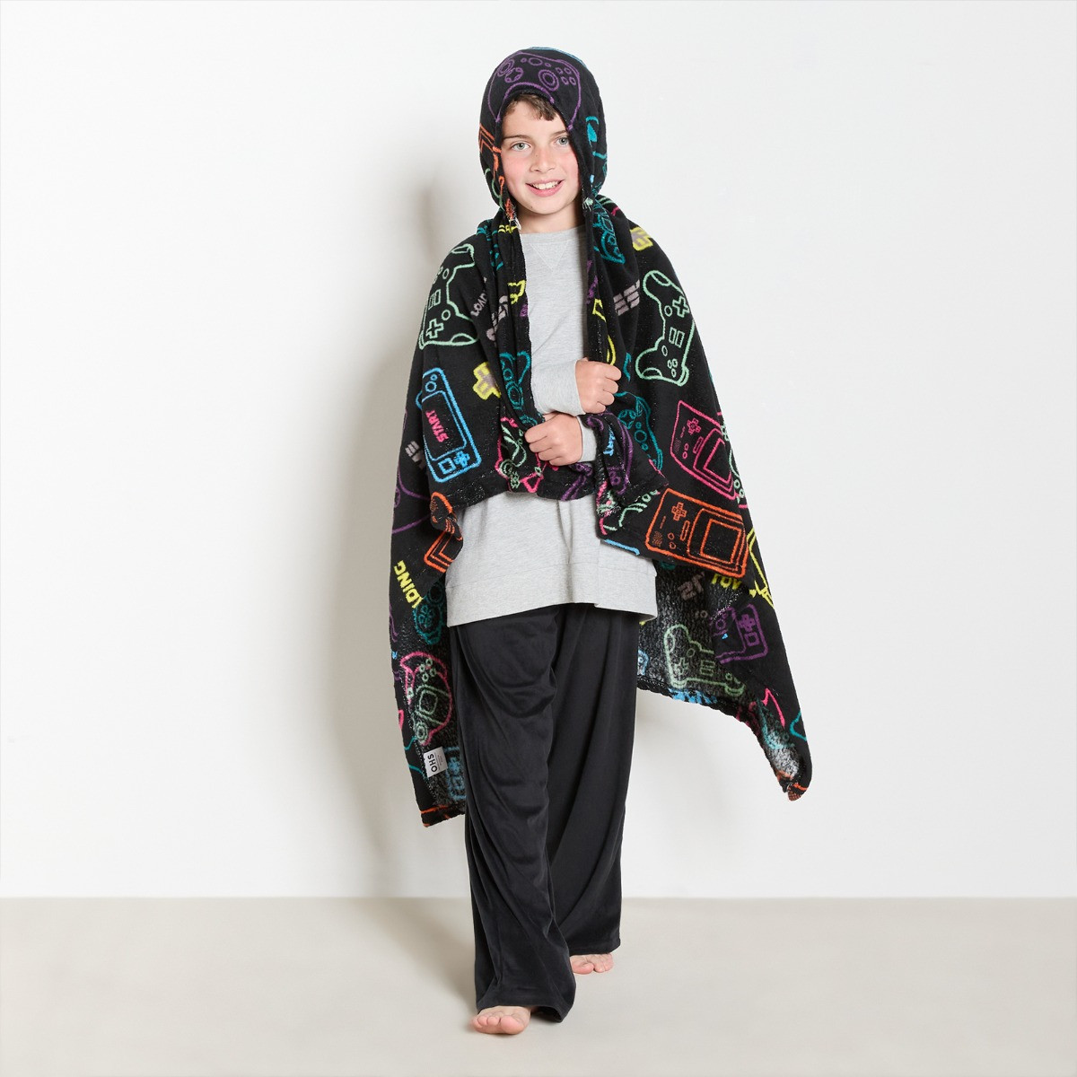 OHS Gaming Print Hooded Blanket - Black>