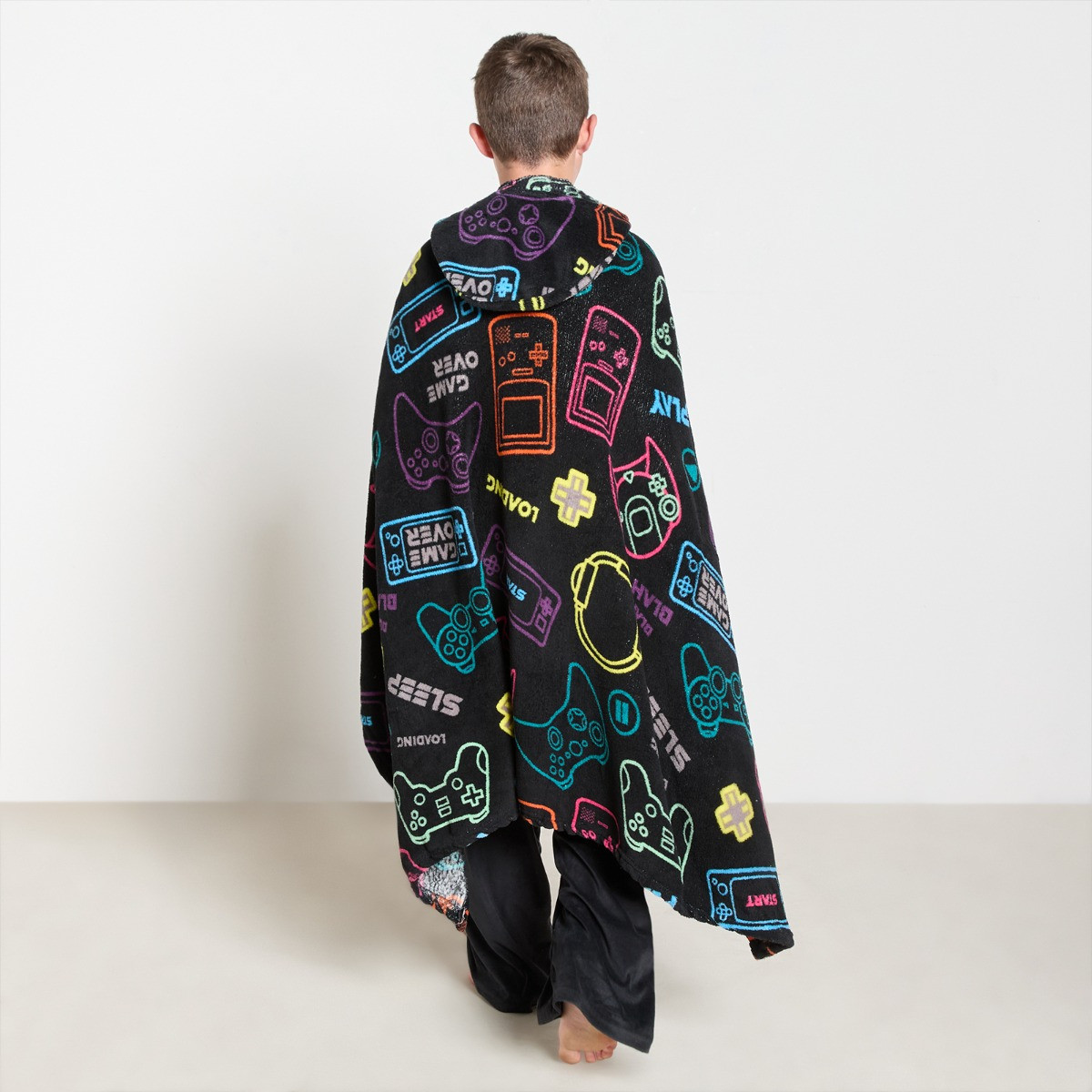 OHS Gaming Print Hooded Blanket - Black>
