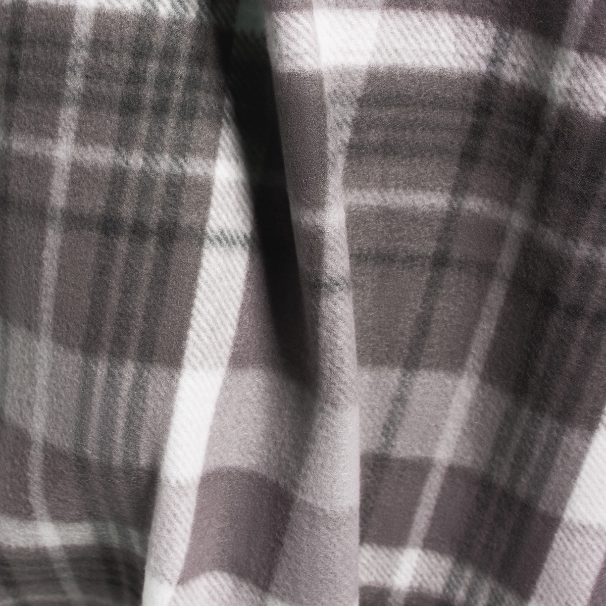 OHS Check Fleece Wearable Blanket - Grey>