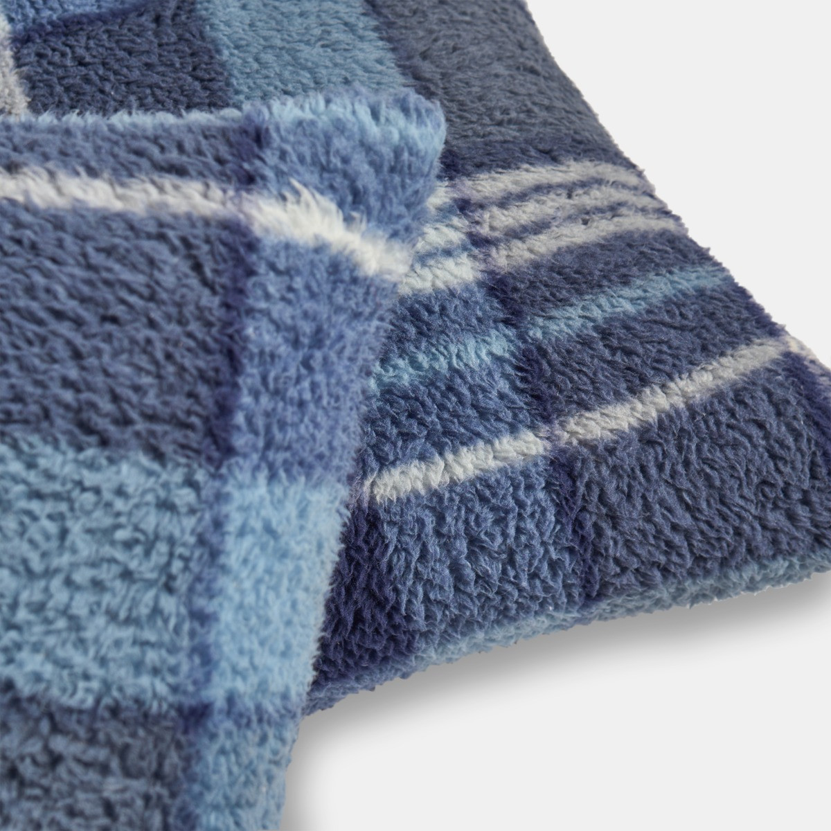 OHS Winter Check Teddy Cushion Covers, Navy - 45 x 45cm>