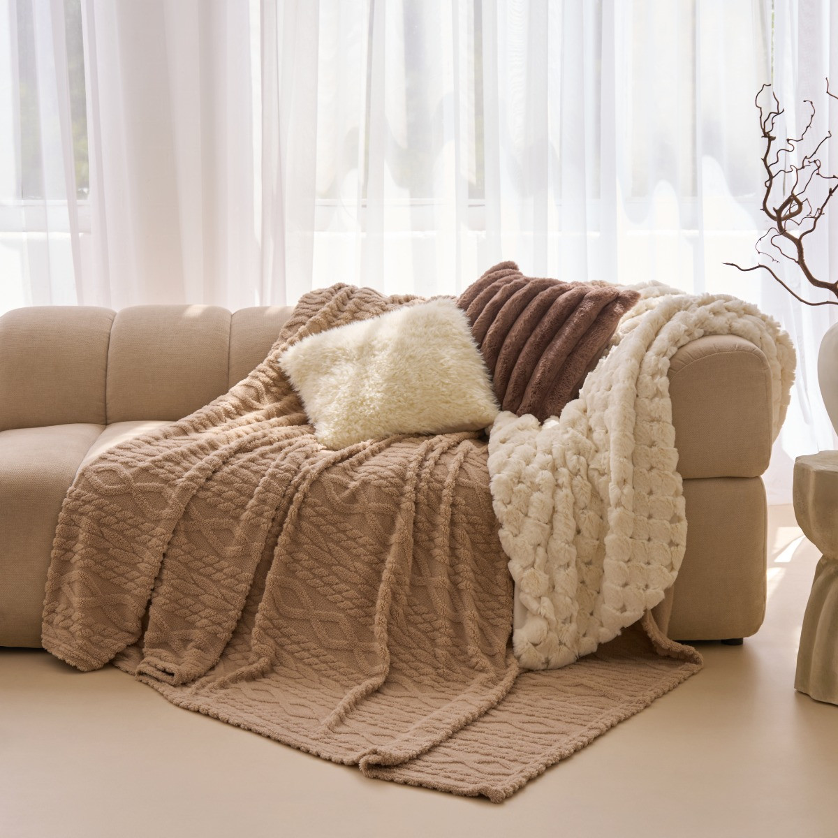 OHS Cable Knit Family Throw - Natural>