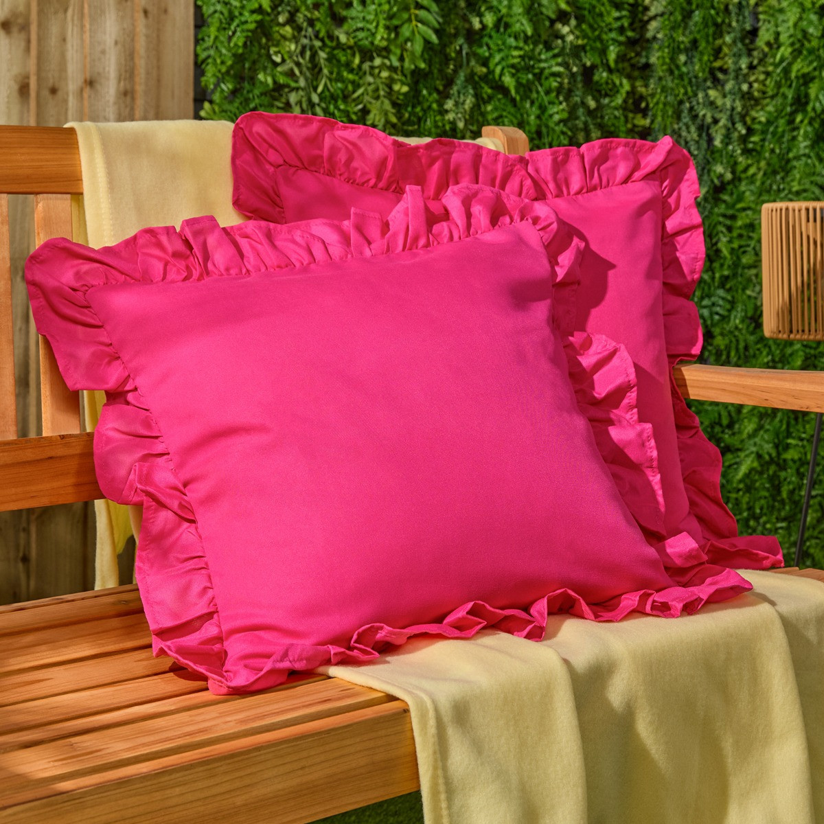 OHS 4 Pack Frill Cushion Covers - Hot Pink>