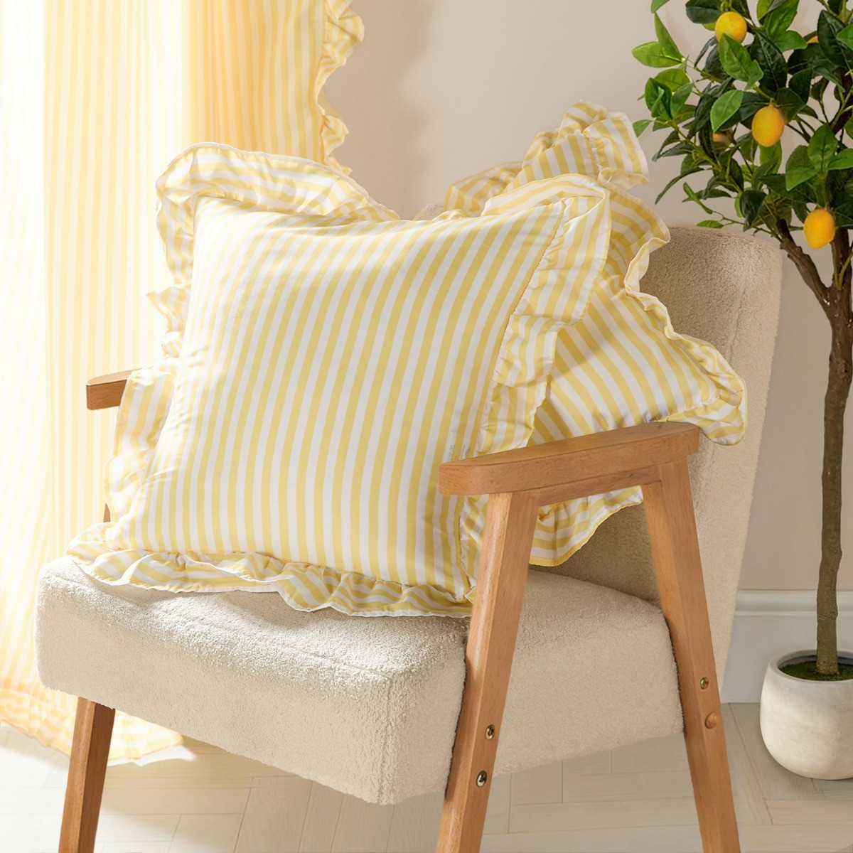 OHS 4 Pack Stripe Print Frill Cushion Covers with Cushion - Lemon>