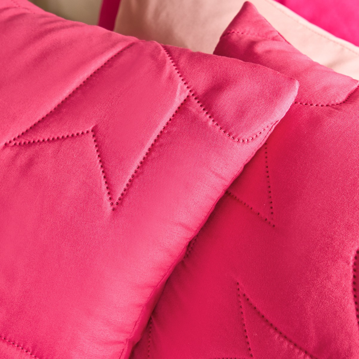 OHS Bow Print Quilted Cushion Covers - Hot Pink>