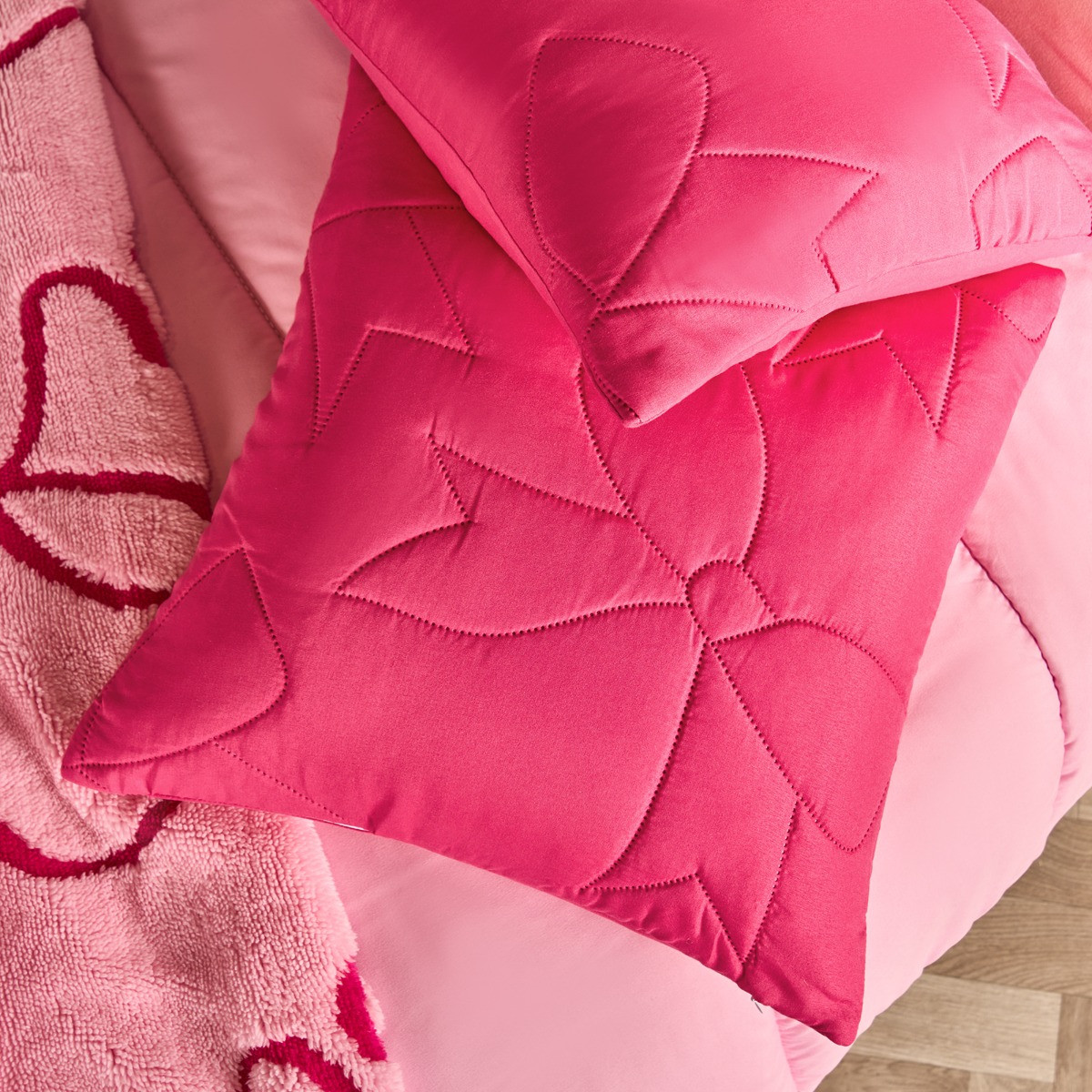 OHS Bow Print Quilted Cushion Covers - Hot Pink>