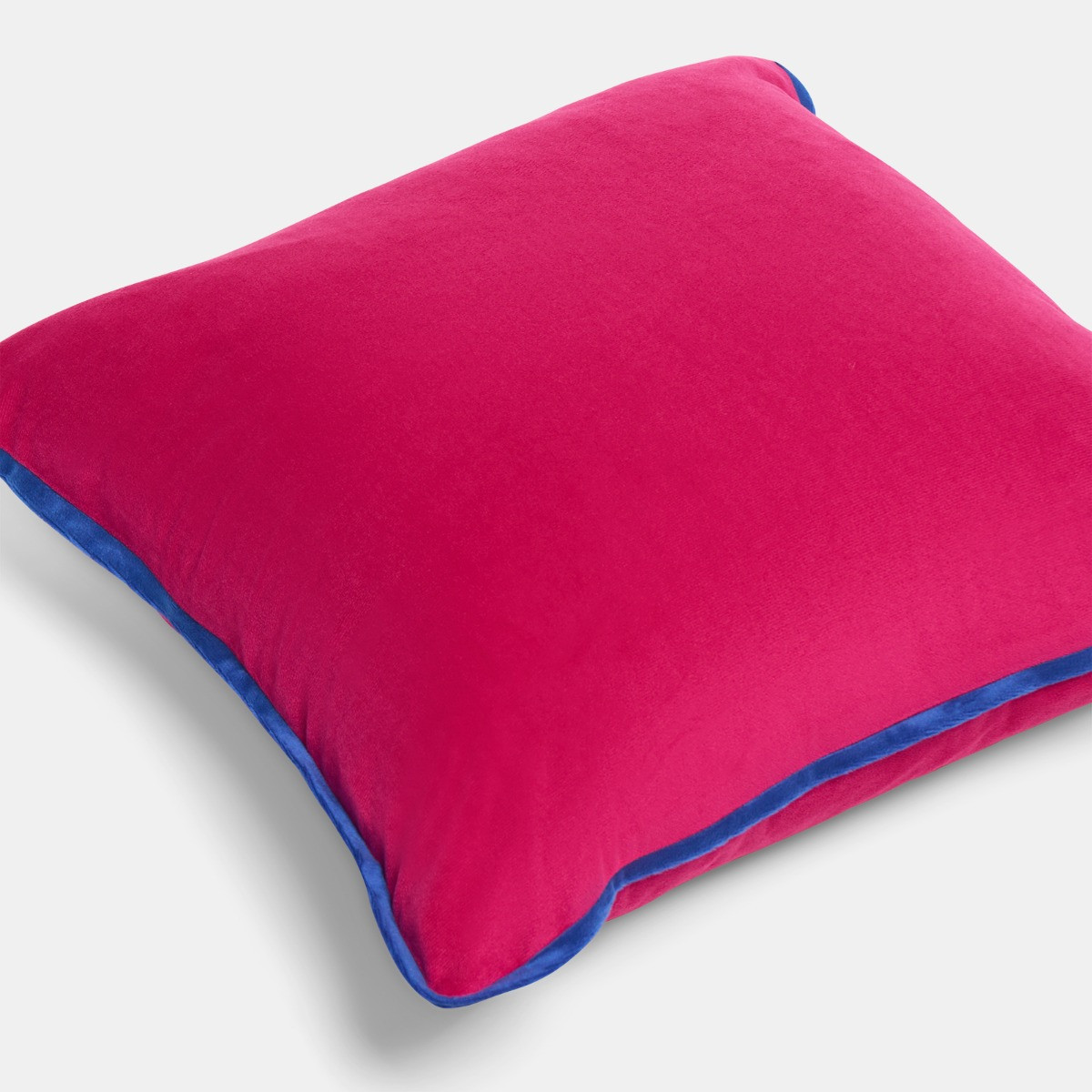 OHS 4 Pack Matte Velvet Piped Edge Cushion Covers with Cushion - Hot Pink/Blue>