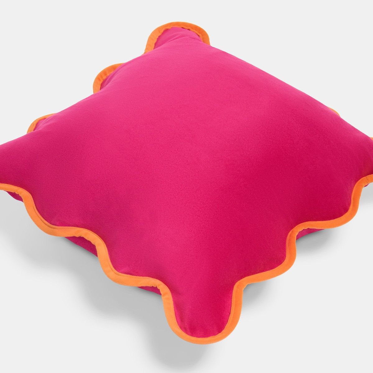 OHS 4 Pack Matte Velvet Scallop Edge Cushion Covers - Hot Pink/Orange>