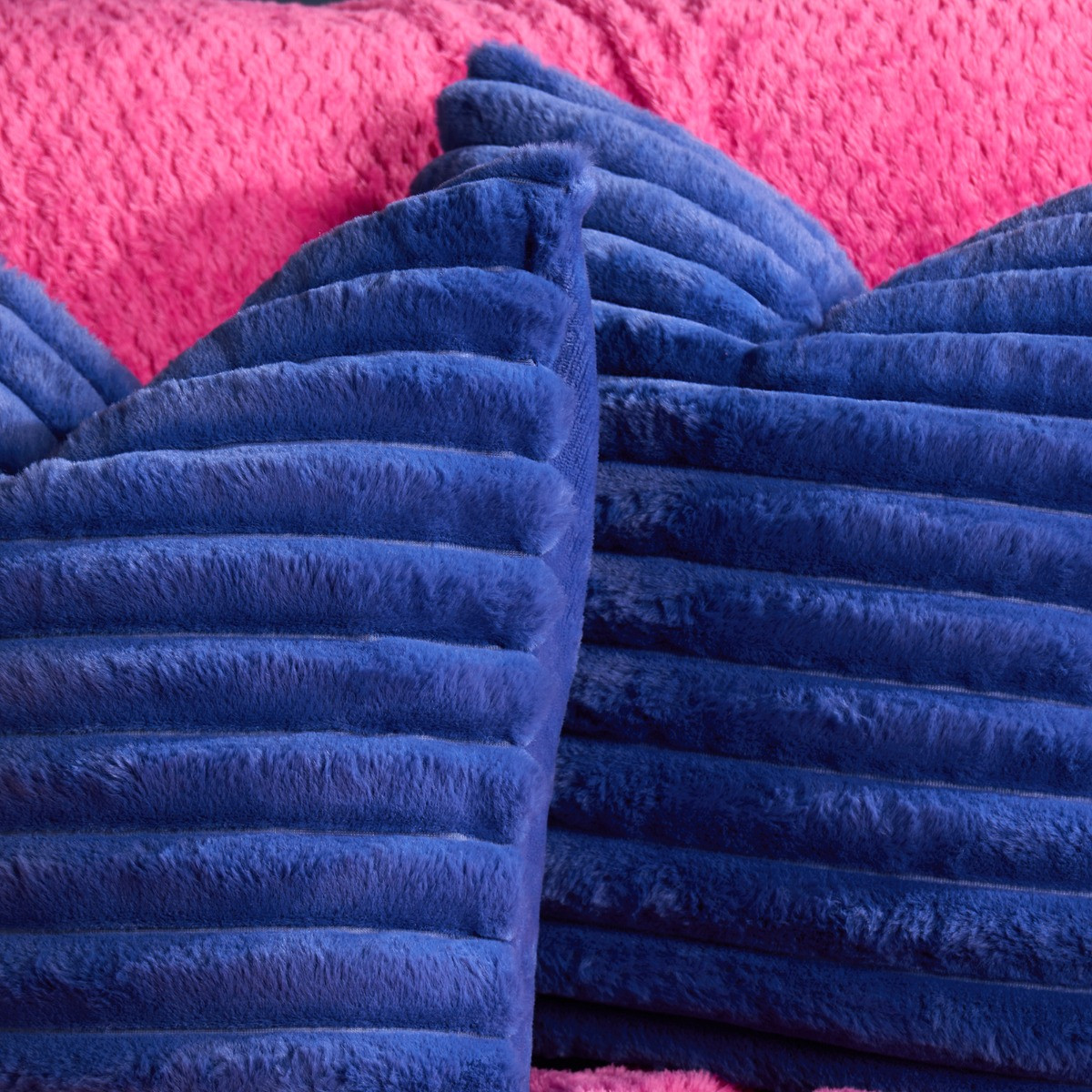 OHS 4 Pack Faux Fur Thick Ribbed Cushion Covers with Cushion Pads, Cobalt Blue - 45 x 45cm>