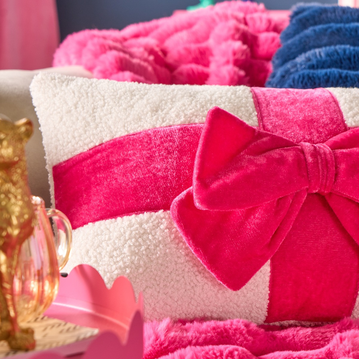 OHS Bow Wrapped Cushion - Hot Pink/Cream>