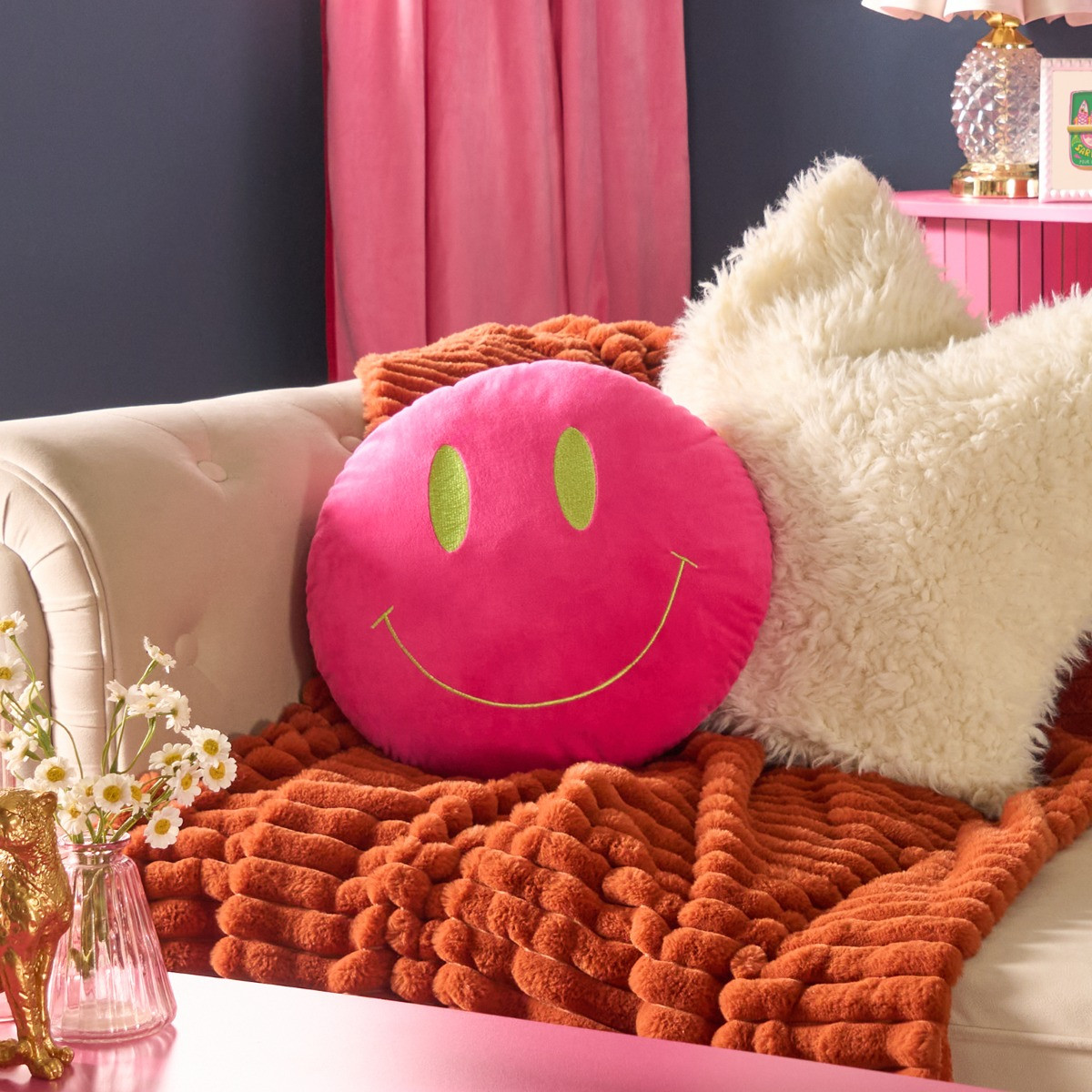OHS Smiley Face Shape Cushion - Pink/Green>