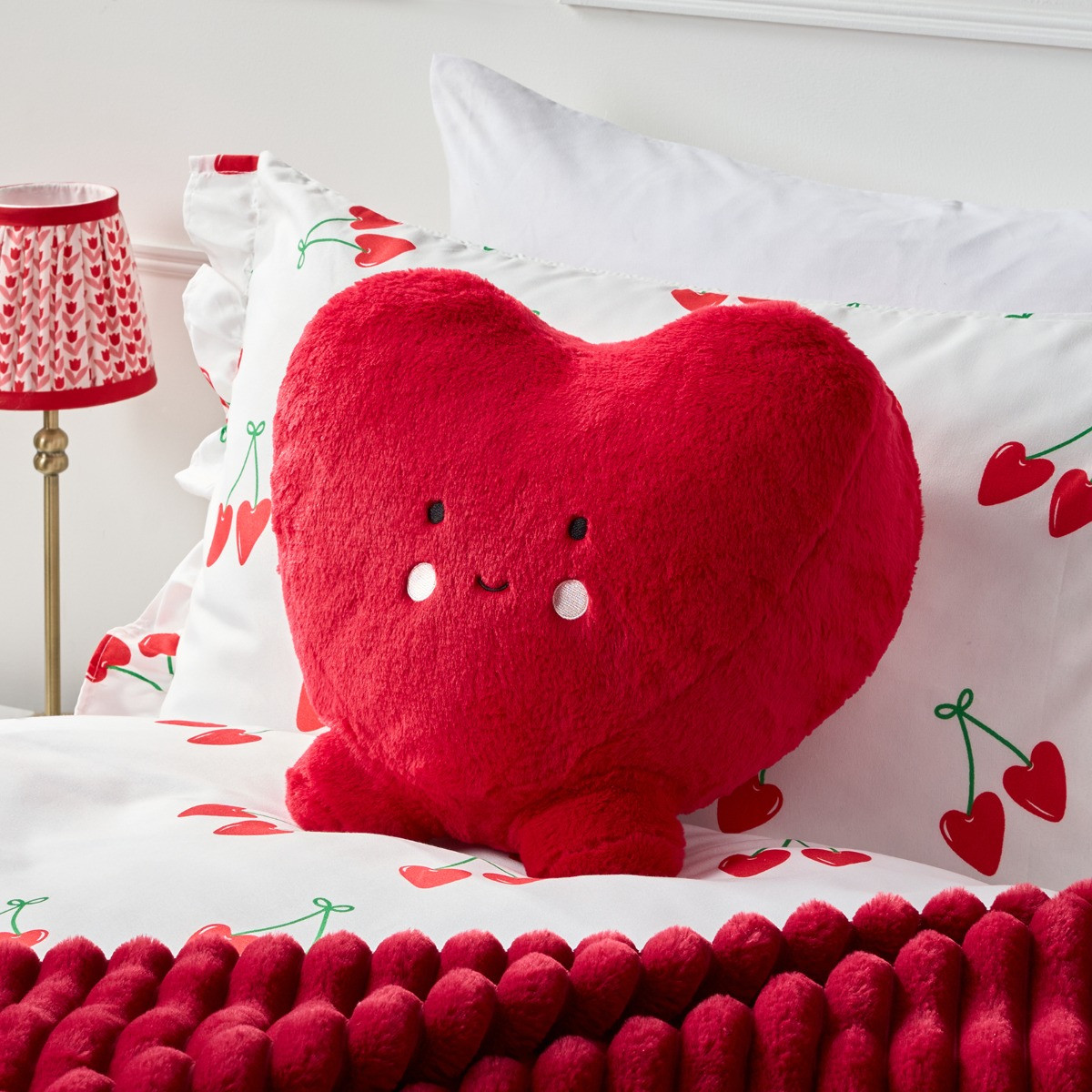 OHS Heart Shaped Cushion - Red>