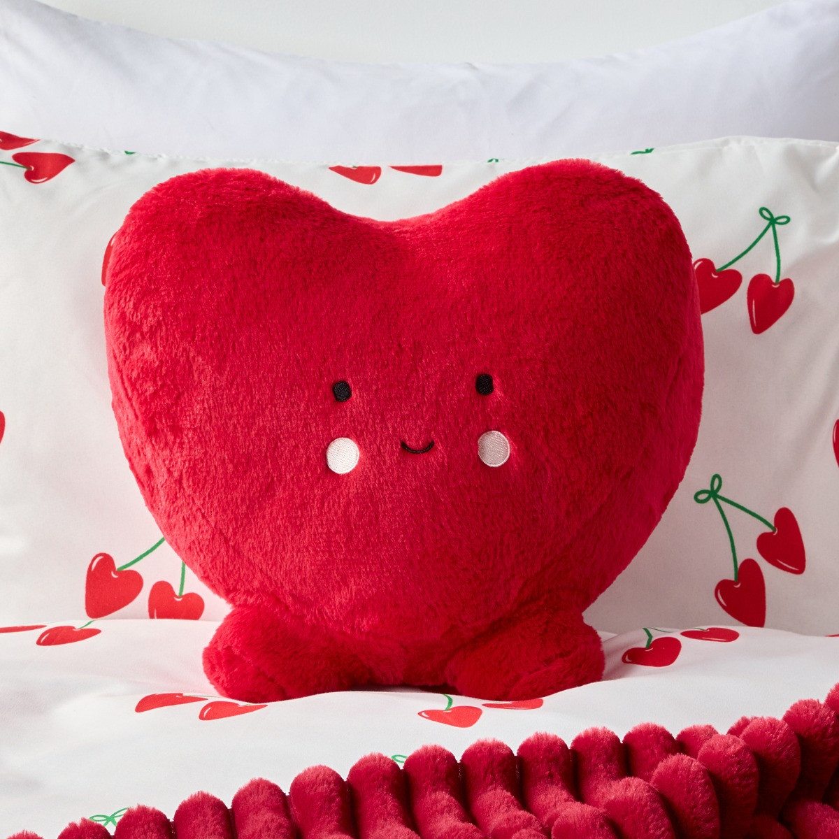 OHS Heart Shaped Cushion - Red>