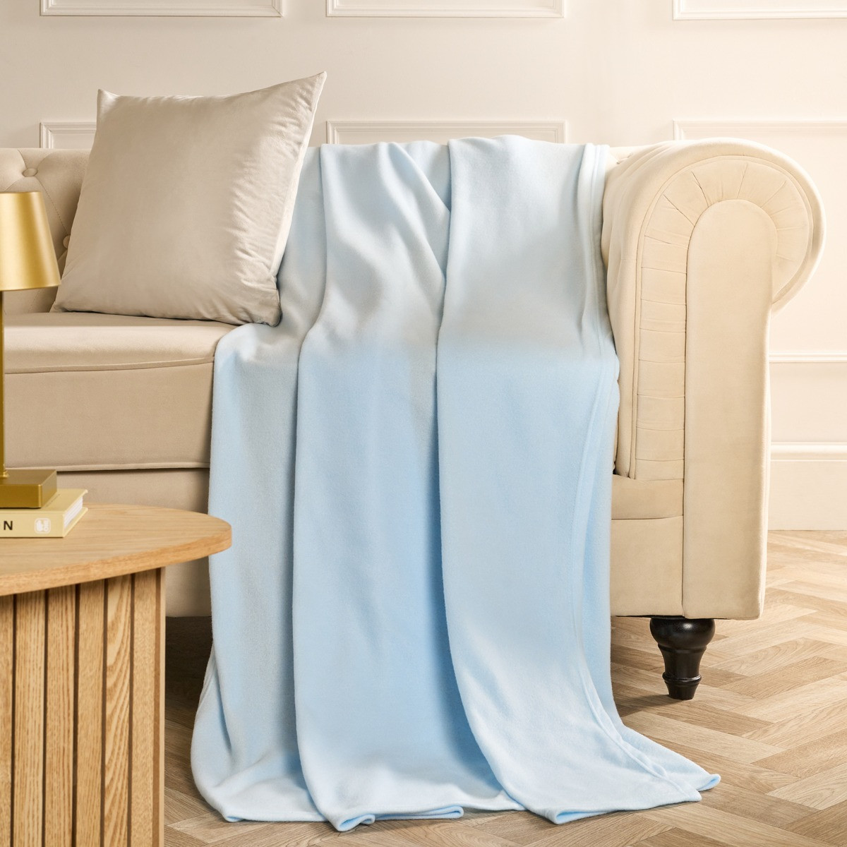 OHS Plain Fleece Throw - Baby Blue>