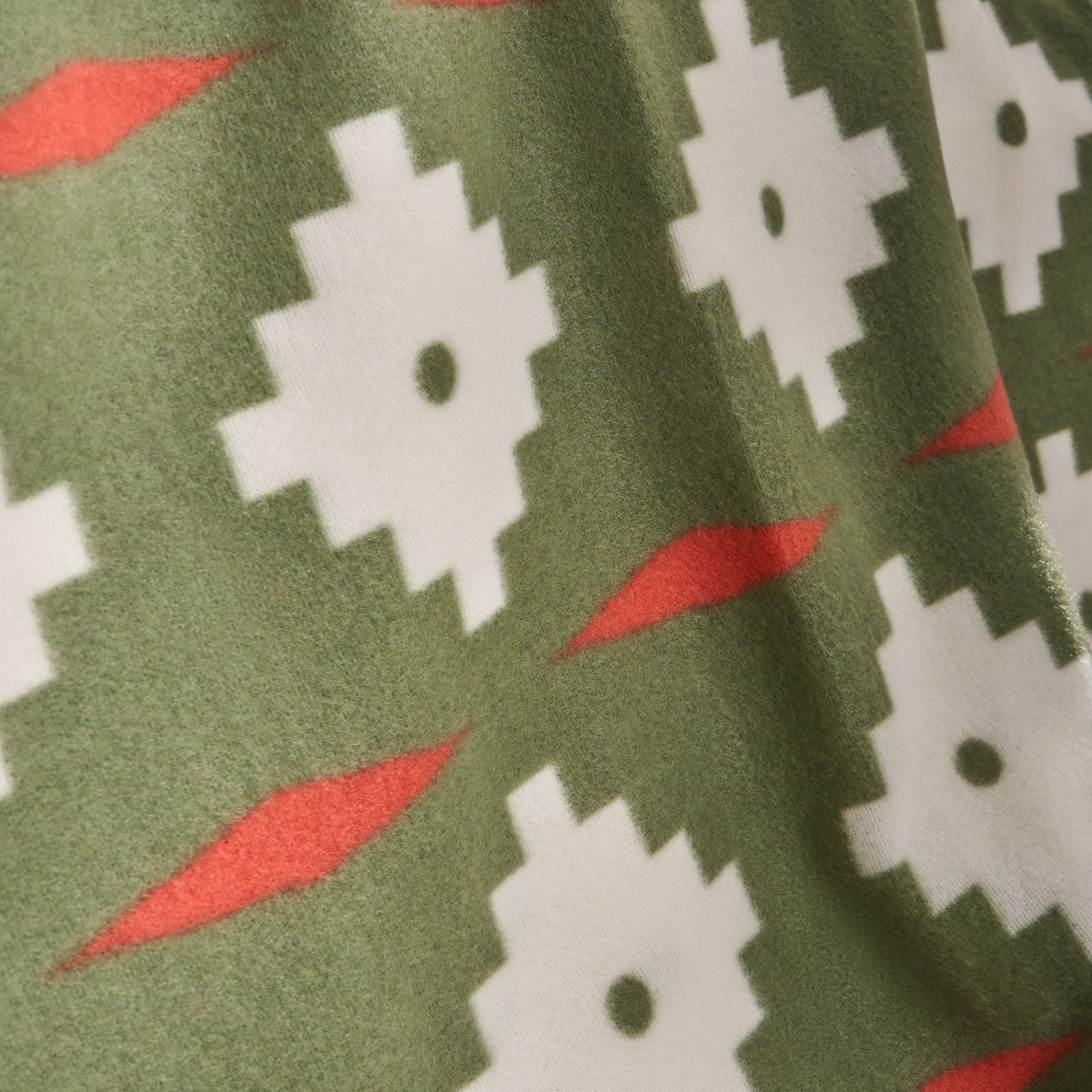 OHS Geometric Tile Print Fleece Throw - Olive>