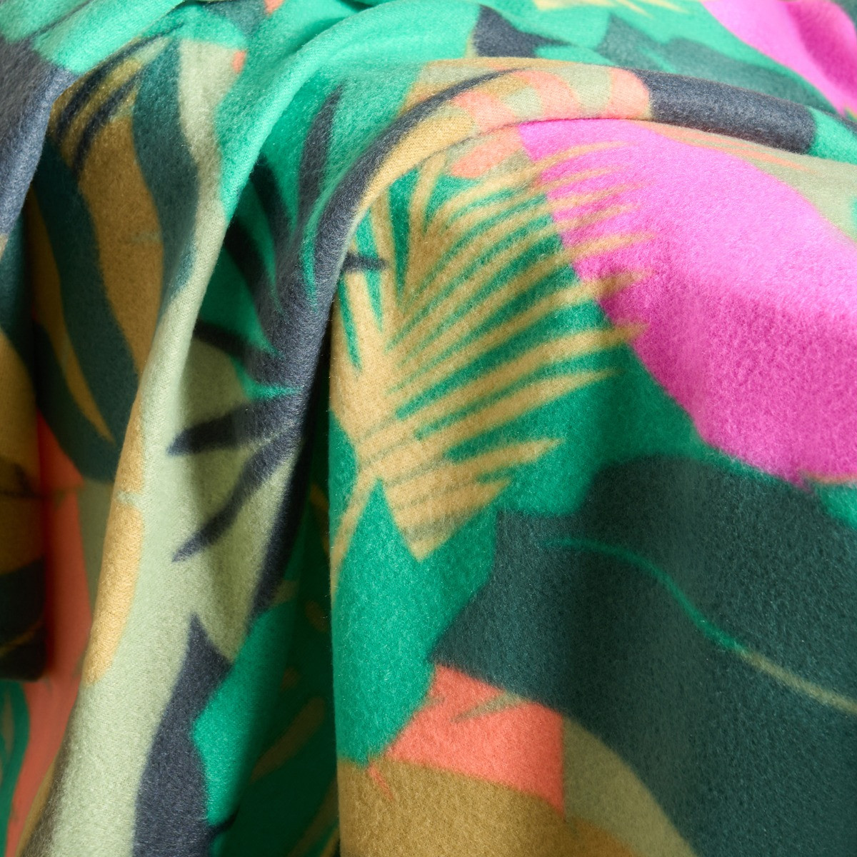 OHS Palm Print Fleece Throw - Green>