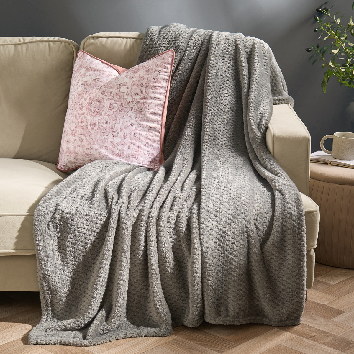 OHS Waffle Fleece Throw - Mid Grey>