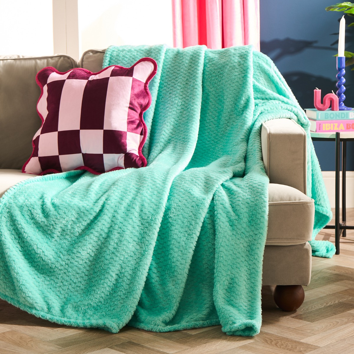 OHS Waffle Fleece Throw, Jade Green - 125 x 150cm>