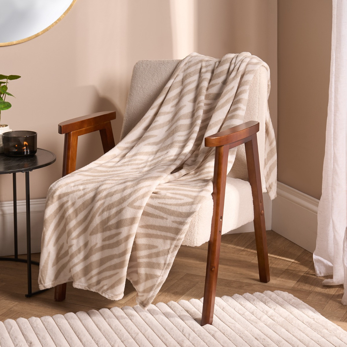 OHS Zebra Print Ultra Soft Throw - Natural>