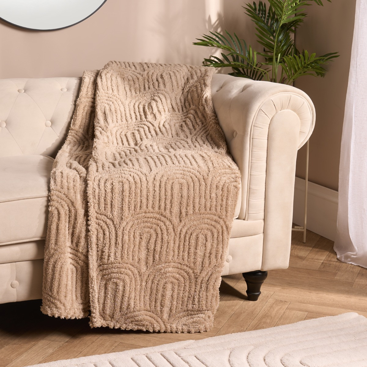 OHS Tufted Arches Teddy Fleece Throw - Natural>