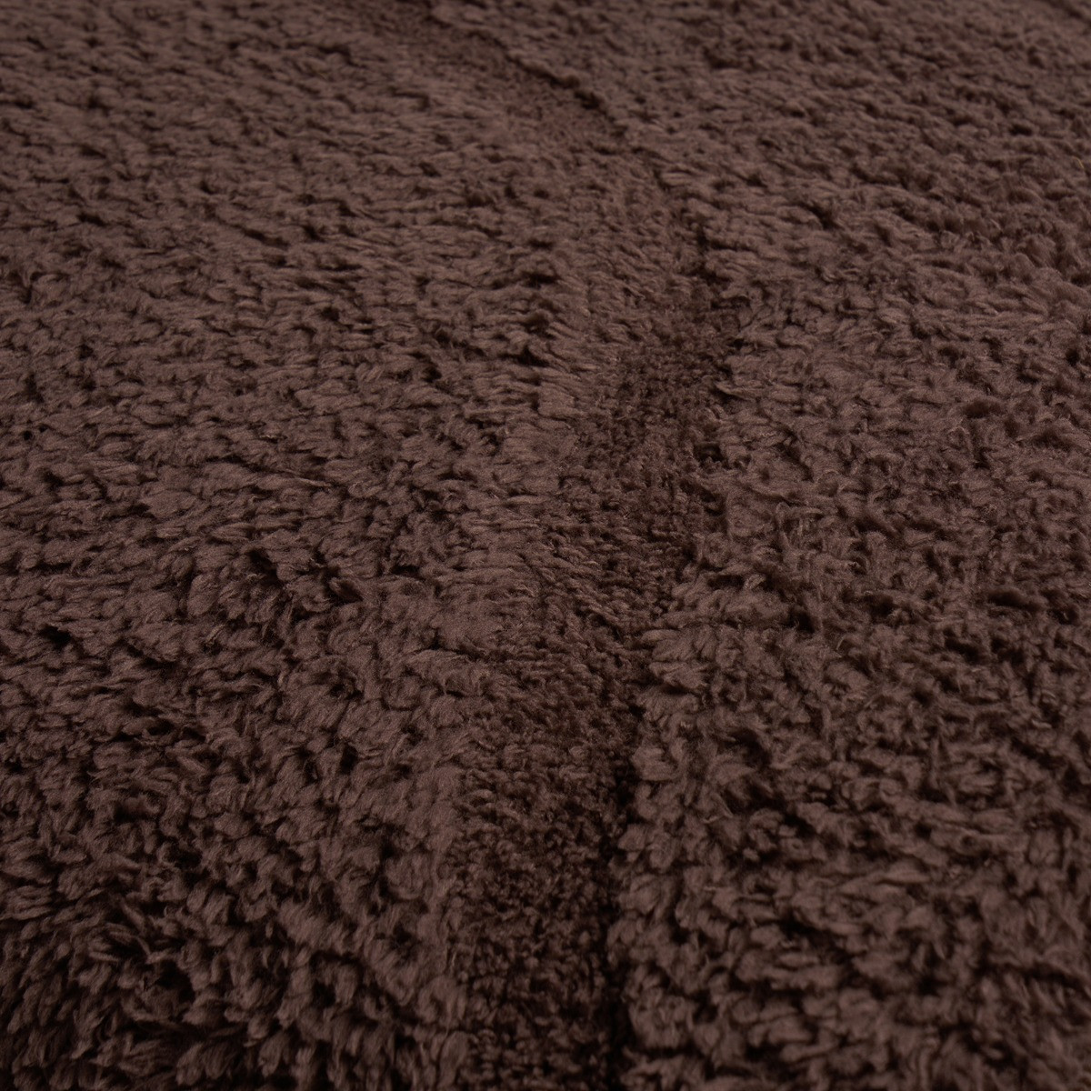 OHS Tufted Contour Teddy Throw - Brown>