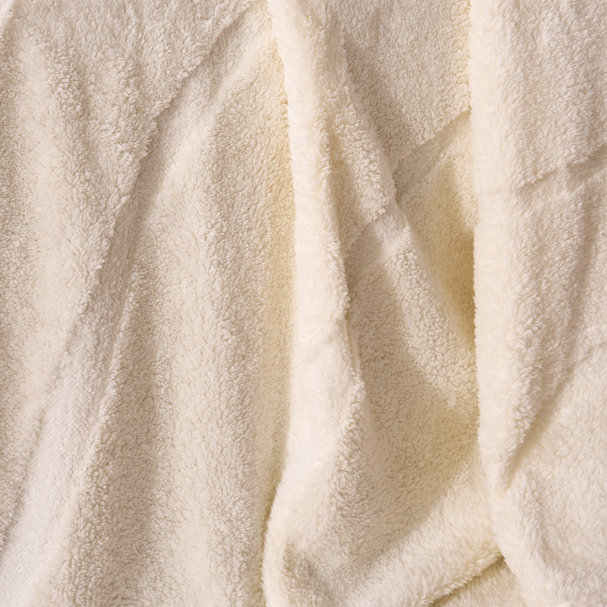 OHS Tufted Contour Teddy Fleece Throw, Ivory - 125 x 150cm>