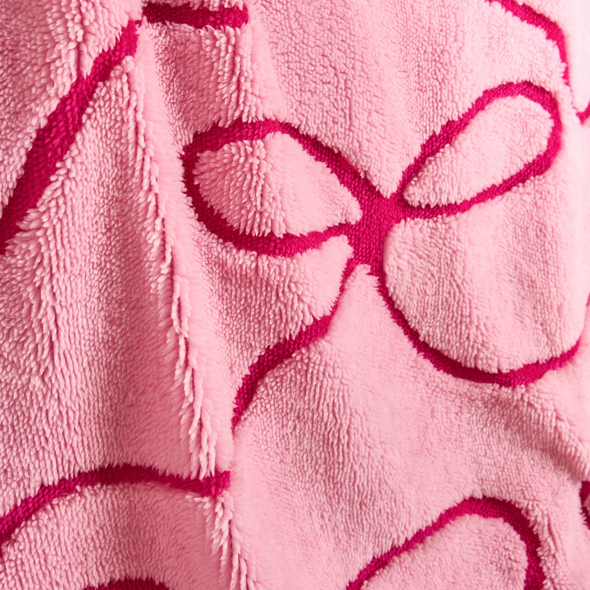 OHS Bows Tufted Fleece Throw - Pink>