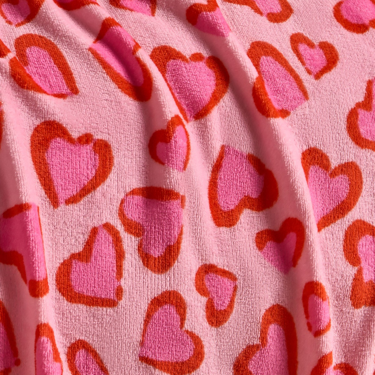 OHS Heart Leopard Print Fleece Throw - Pink/Red>