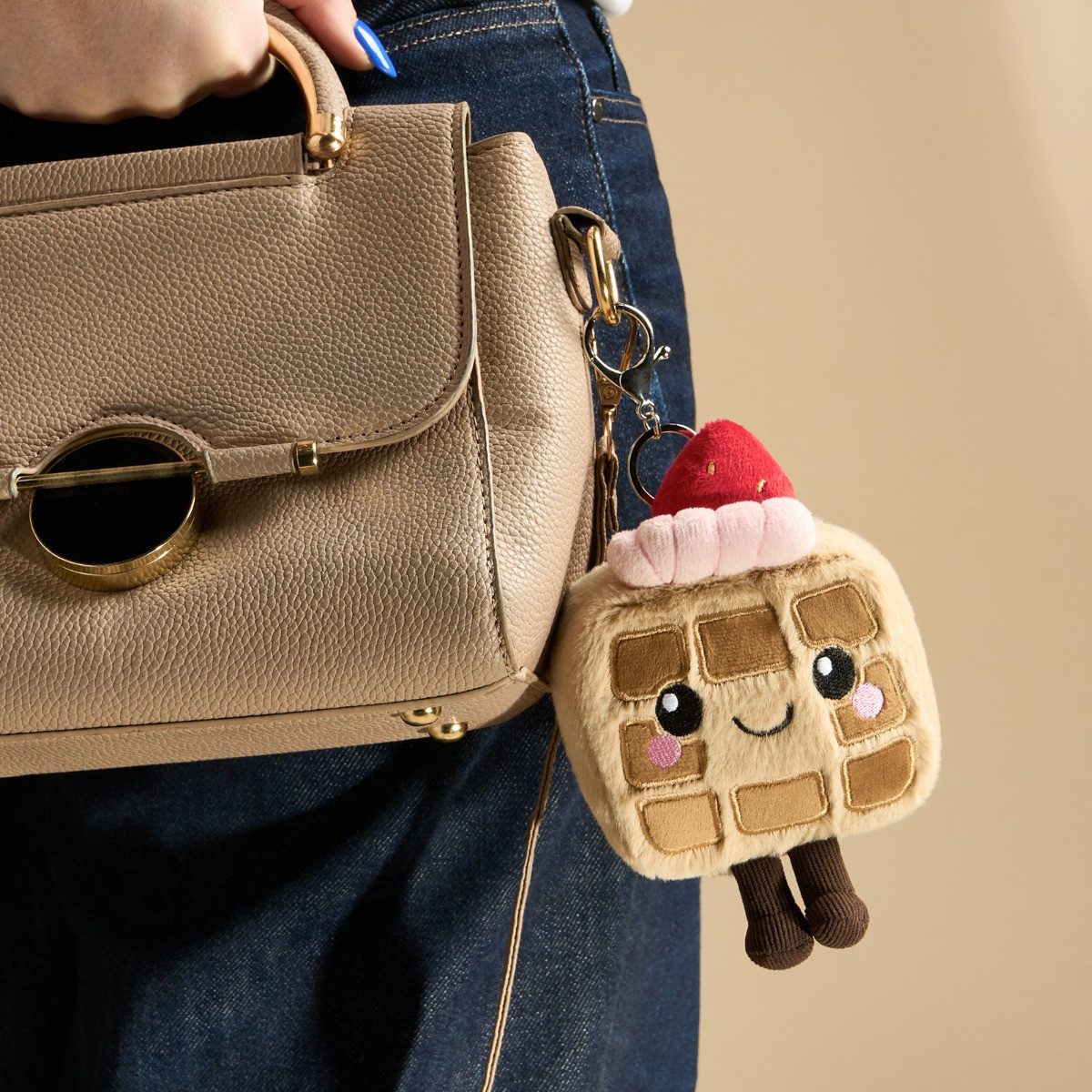 OHS Honey The Waffle Keyring - Natural/Pink>