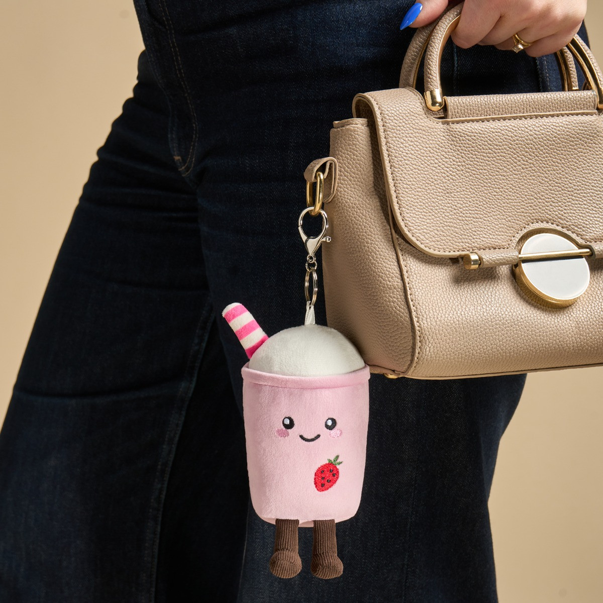 OHS Molly The Milkshake Keyring - Pink>