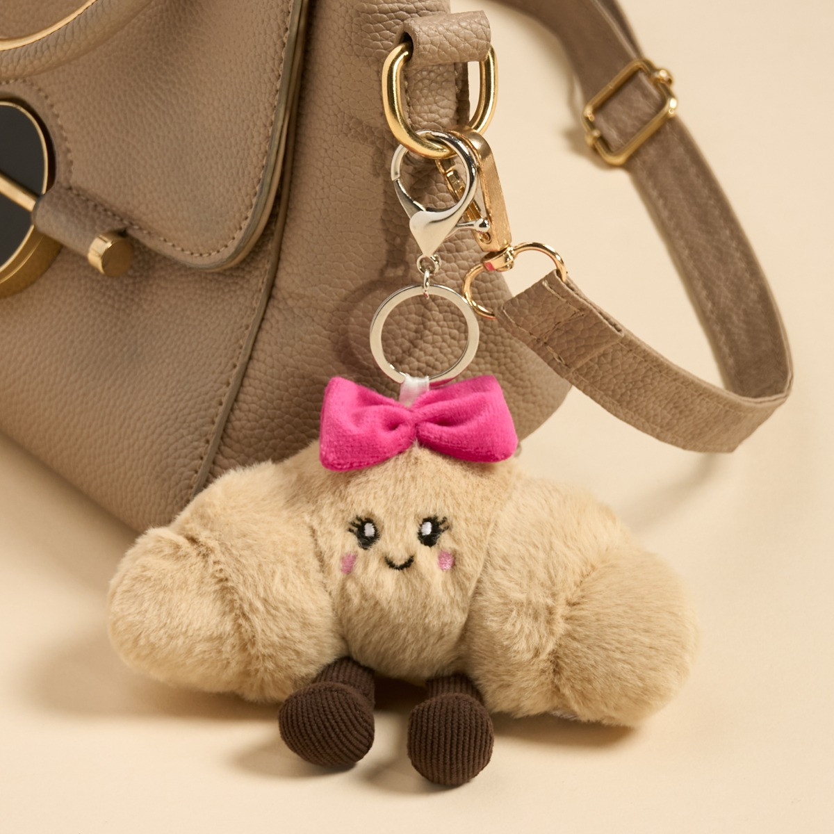 OHS Chloe The Bow Croissant Keyring - Natural/Hot Pink>