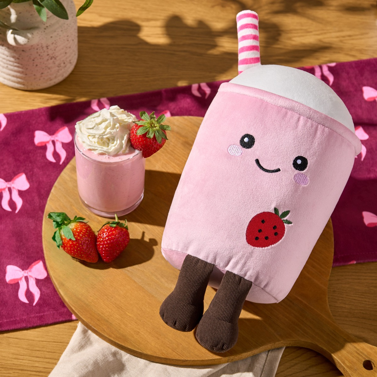 OHS Molly The Milkshake Cushion - Pink>