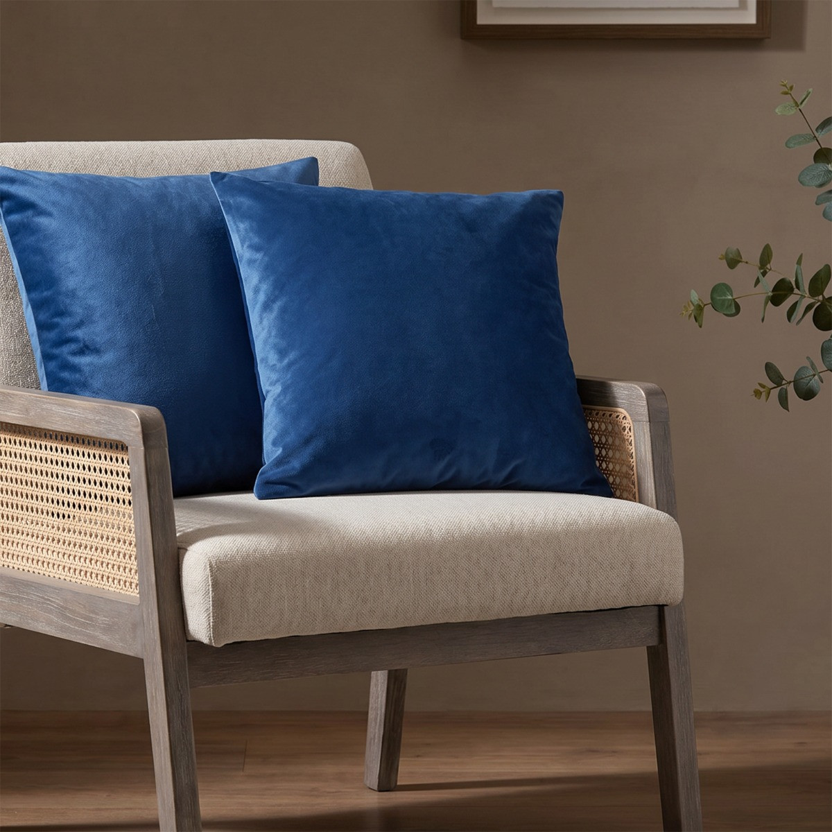 OHS 2 Pack Matte Velvet Cushion Covers, Navy - 45 x 45cm>