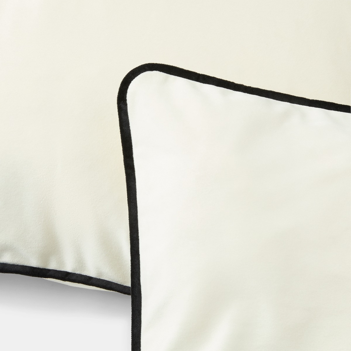 OHS Matte Velvet Piped Edge Cushion Covers - Cream>