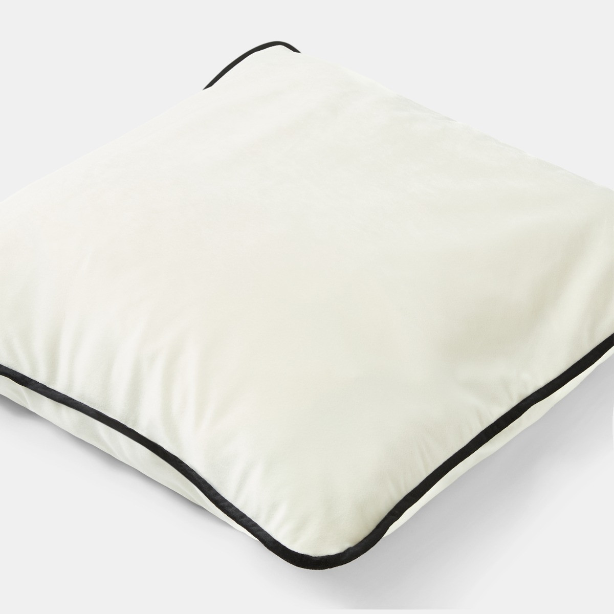 OHS Matte Velvet Piped Edge Cushion Covers - Cream>