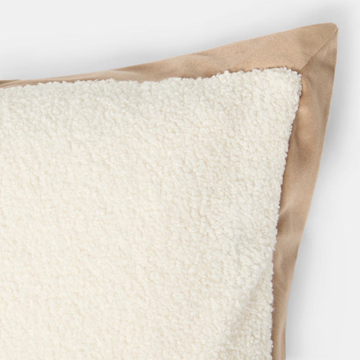 OHS Oxford Edge Boucle Cushion Covers - Natural/Cream>