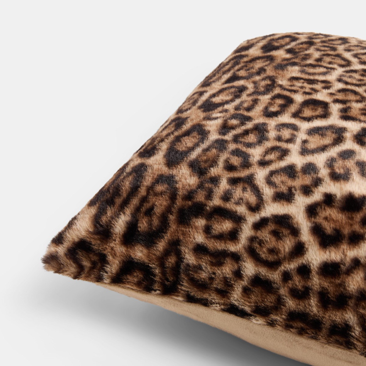 OHS Leopard Faux Fur Cushion Covers - Brown>